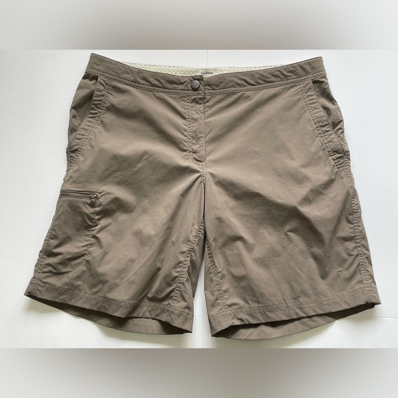 L.L. Bean Cargo Hiking Lightweight Shorts Women’s Size 12 Tan/Brown - Picture 1 of 11